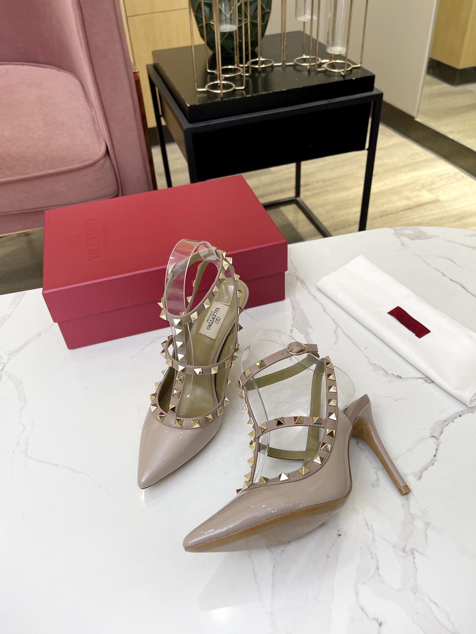 Women's high heels